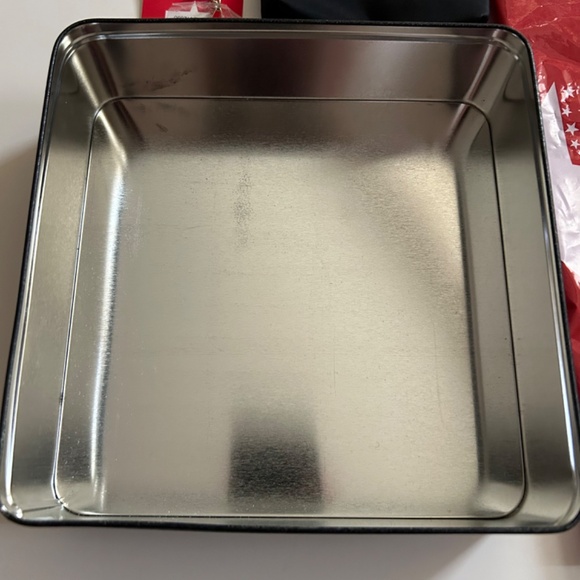 Macy’s Souvenirs: Purse/Keyring NWT, Covered Tin, Shopping Bag - Picture 9 of 14